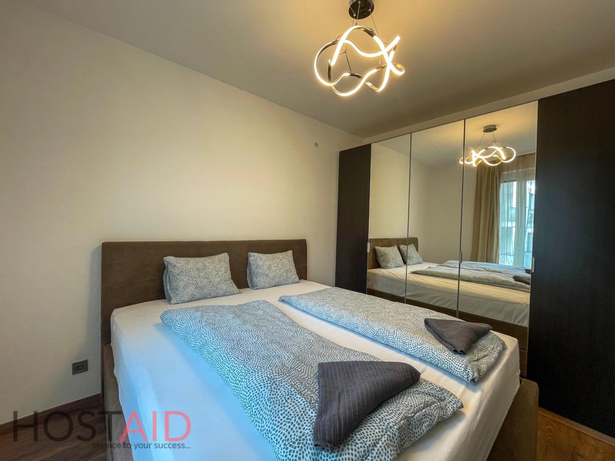 Mira - Hostaid Apartment Budapest
